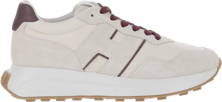 H641 Sneakers