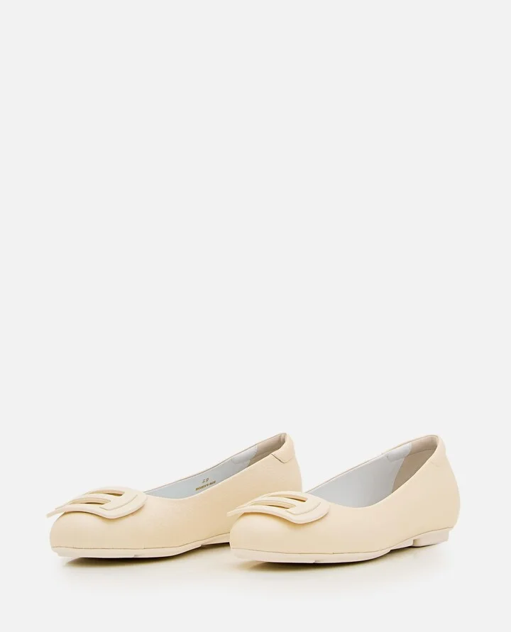 H661 Patent Leather Ballet Flats - Image 2