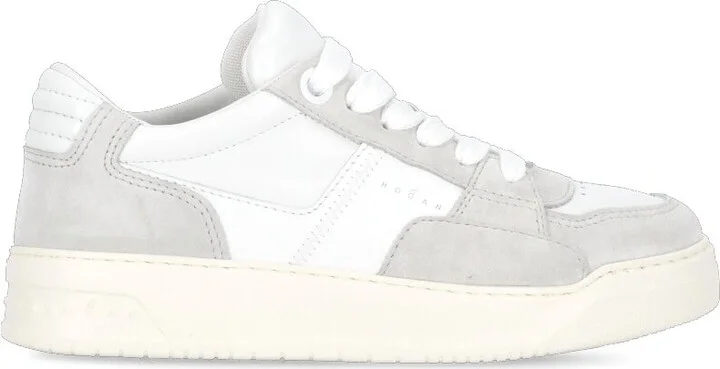 H667 Sneakers