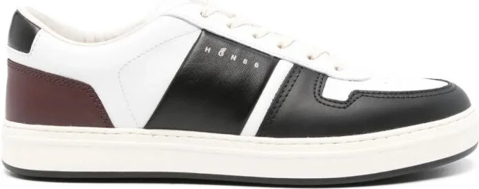 H668 Logo Sneakers