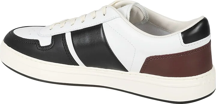 H668 Sneakers - Image 3