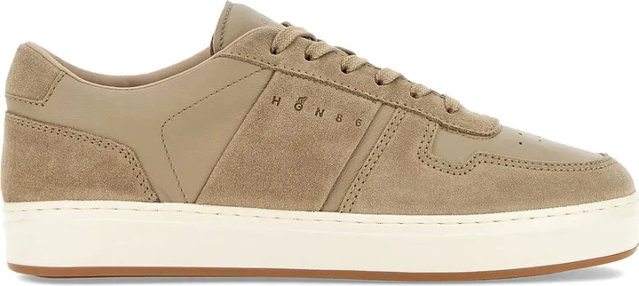 H668 sneakers