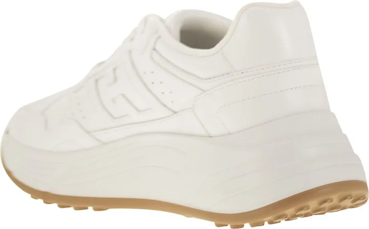 H669 - Hi-fi Leather Trainers - Image 3