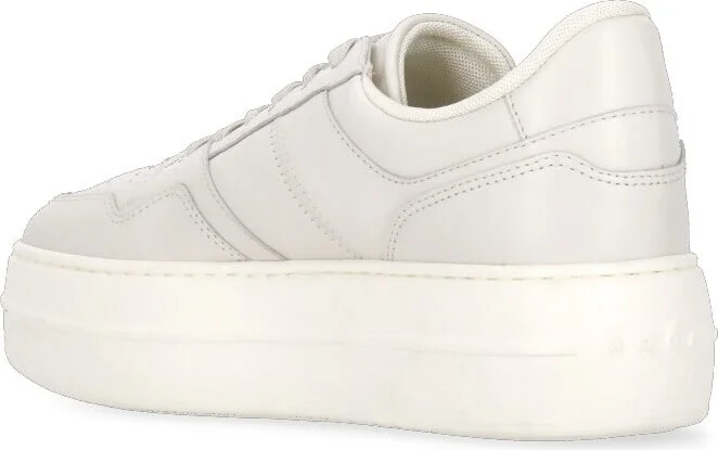 H670 Sneakers - Image 4