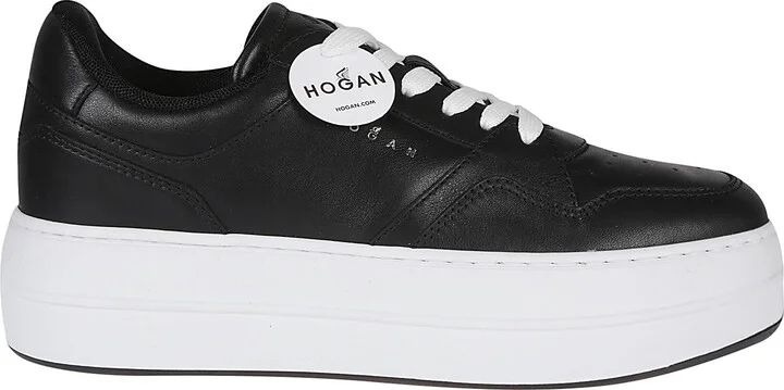 H670 Sneakers