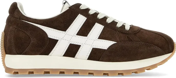 H671 sneakers