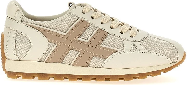 'h671' Sneakers