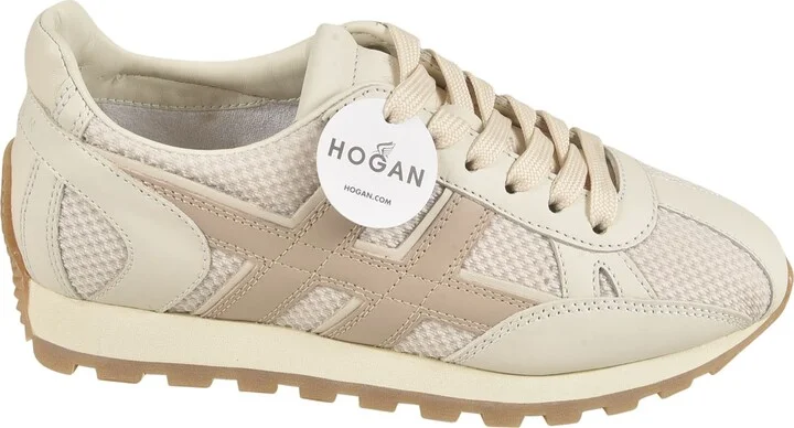 H671 Sneakers