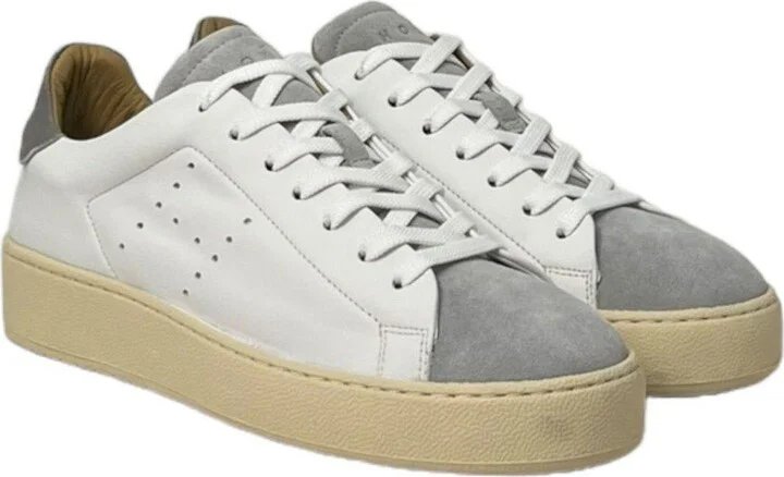 H672 Round Toe Lace-up Sneakers - Image 2