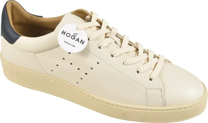 H672 Sneakers - Image 2