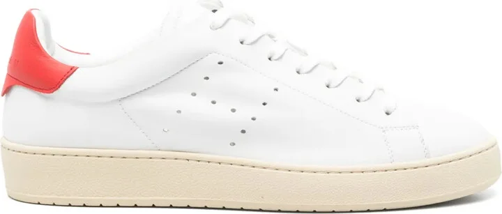 H672 sneakers