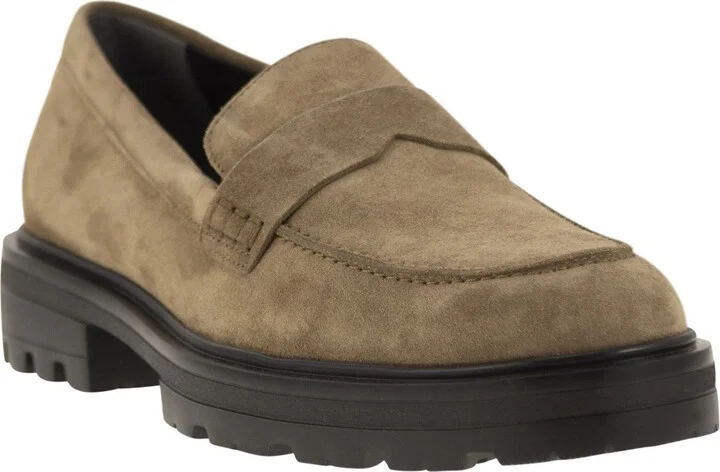 H673 Suede Moccasin With Carrarmato Bottom - Image 2
