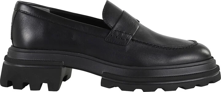 H674 Mocassino
