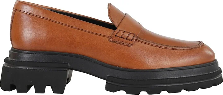 H674 Mocassino