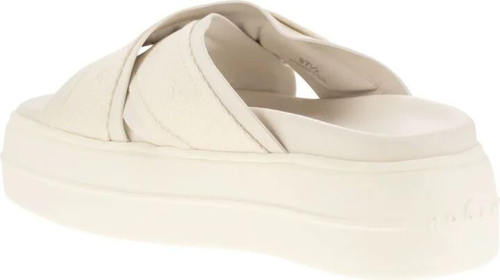 H680 - Skyscraper Sandals - Image 3