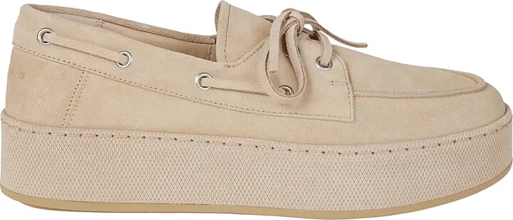 H681 Loafers