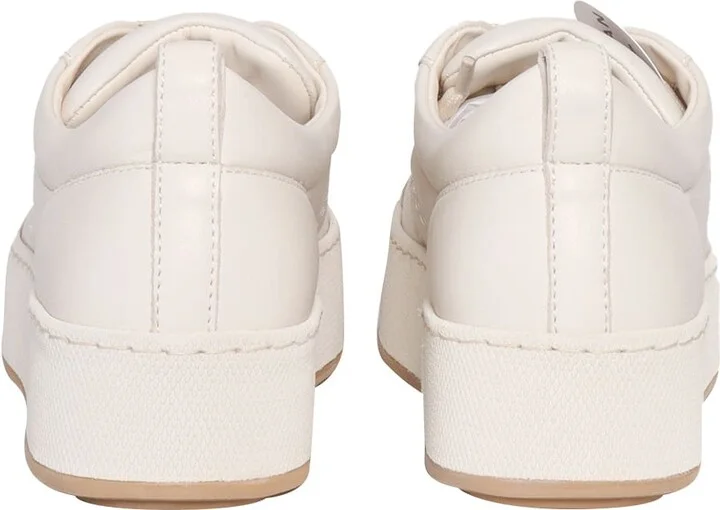 H681 Sneakers - Image 3