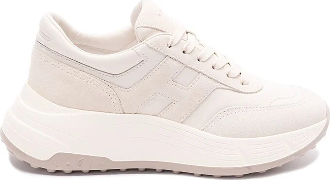 ` H681` Sneakers
