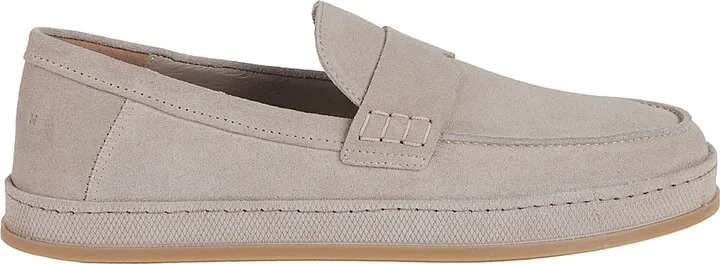 H683 Loafers