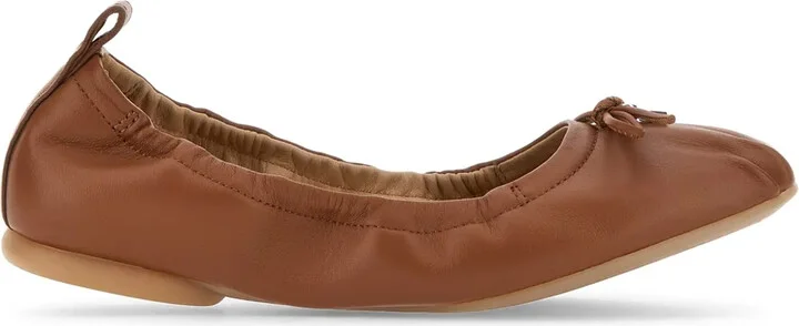 H684 ballet flats