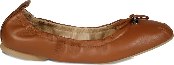 H684 ballet flats