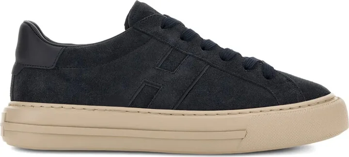 H691 sneakers