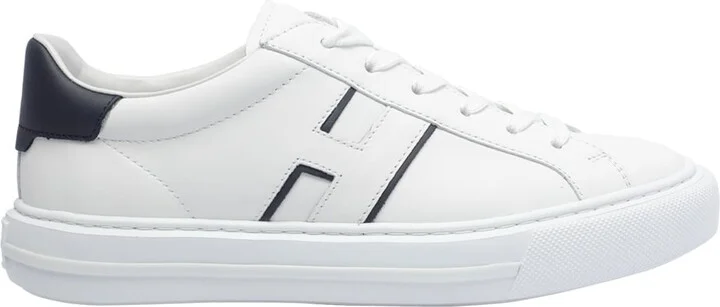 H691 Sneakers