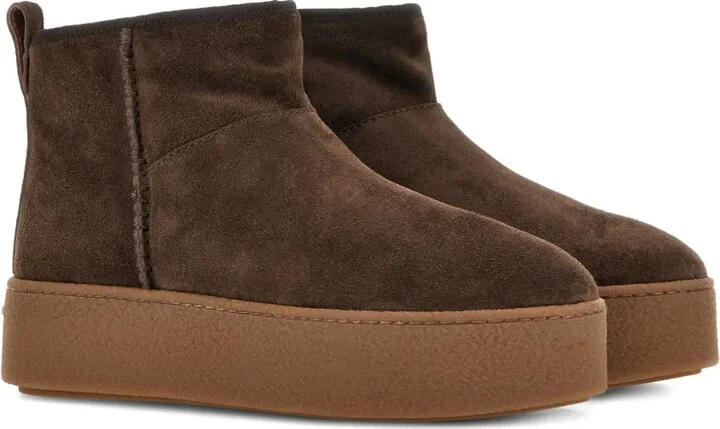 H698 boots - Image 2