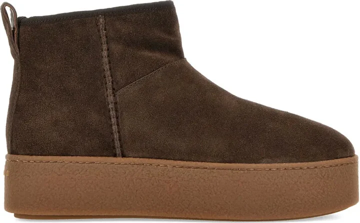 H698 boots