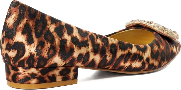Habina Pointed Toe Pump - Image 2