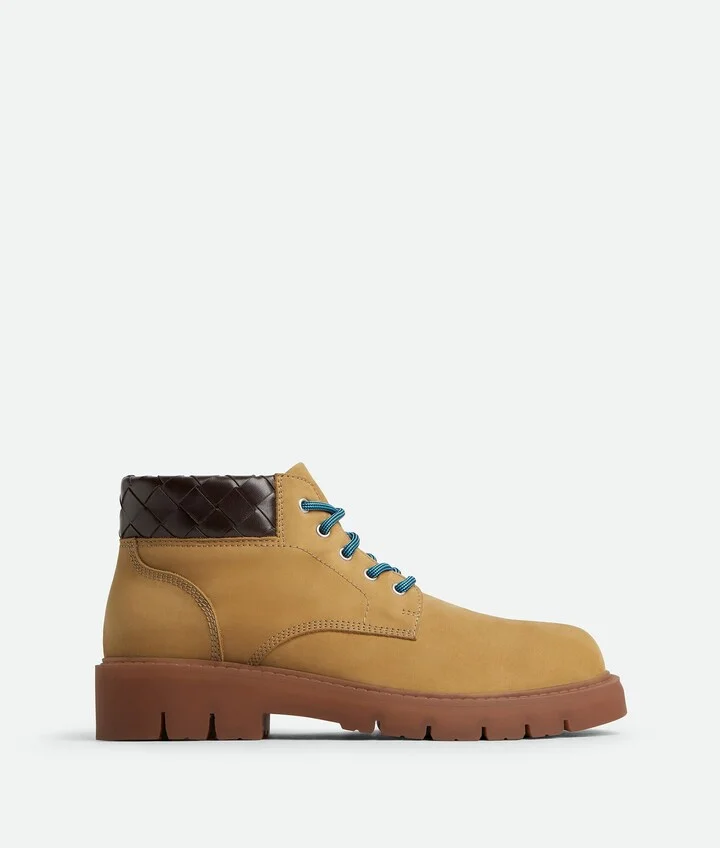 Ochre/fondant