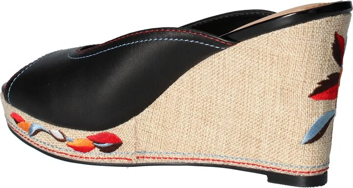Haleesi Wedge Sandal - Image 2