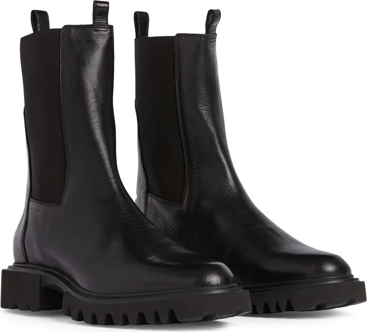 Hallie Lug Boot