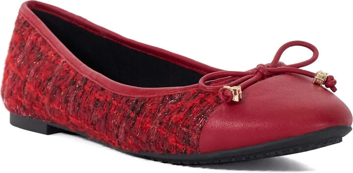 Hallis Cap Toe Ballet Flat