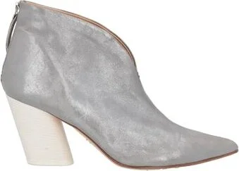 Halmanera Woman Ankle boots
