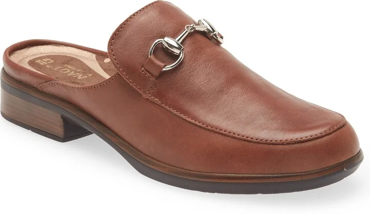 SOFT CHESTNUT LEATHER