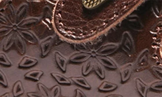 Hälsa Delight Strappy Slide Sandal - Image 11
