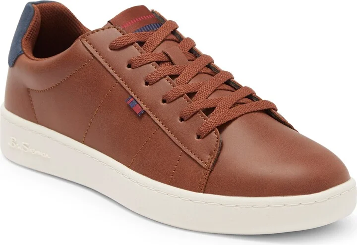 Hampton Sneaker