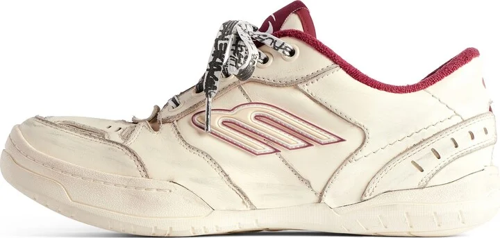Hamptons Medium Worn-Out Sneaker - Image 4