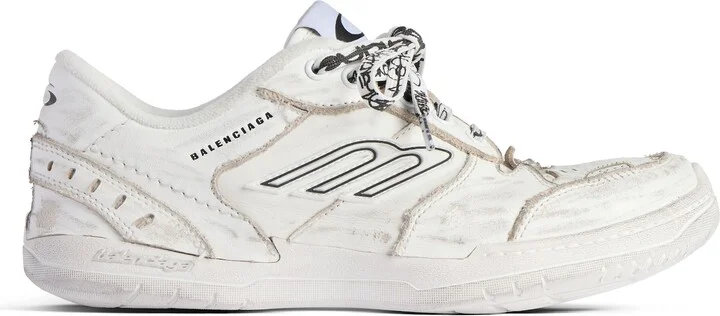 Hamptons Medium Worn-Out Sneaker