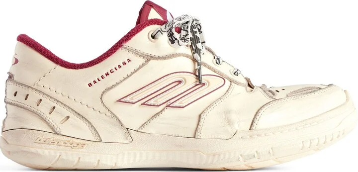 Hamptons Medium Worn-Out Sneaker