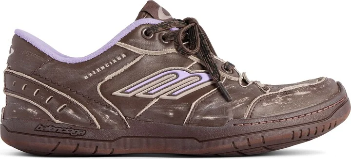 Hamptons Medium Worn-Out Sneaker