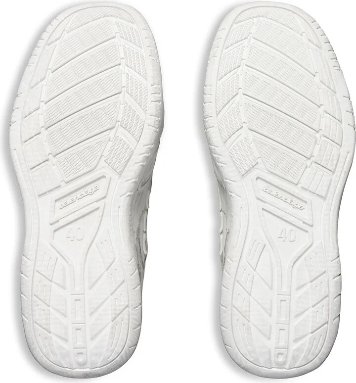 Hamptons Worn-Out Sneaker - Image 7