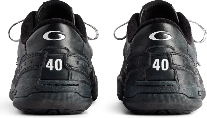 Hamptons Worn-Out Sneaker - Image 5