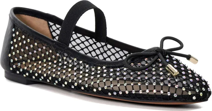 Happening Mary Jane Flat
