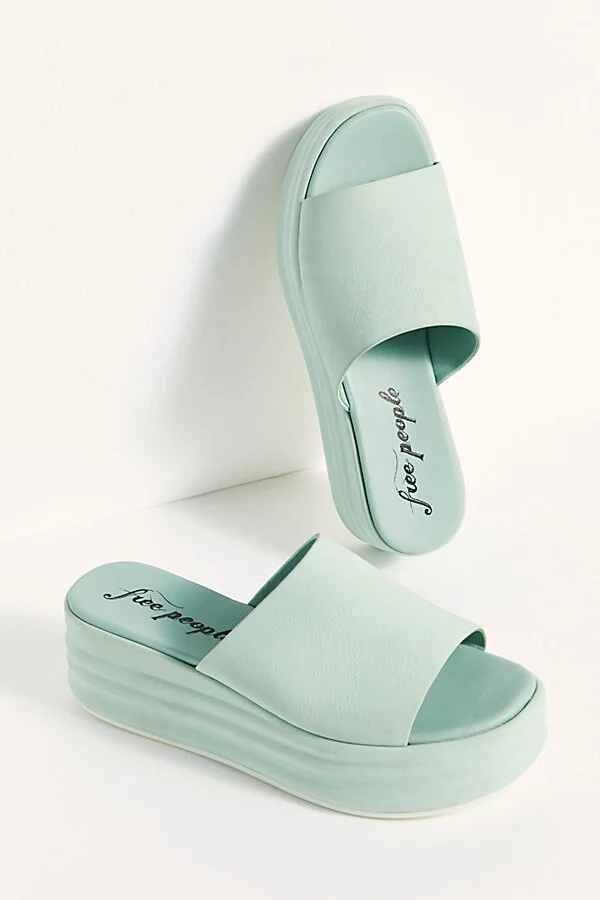 Harbor Flatform Sandals - Image 2