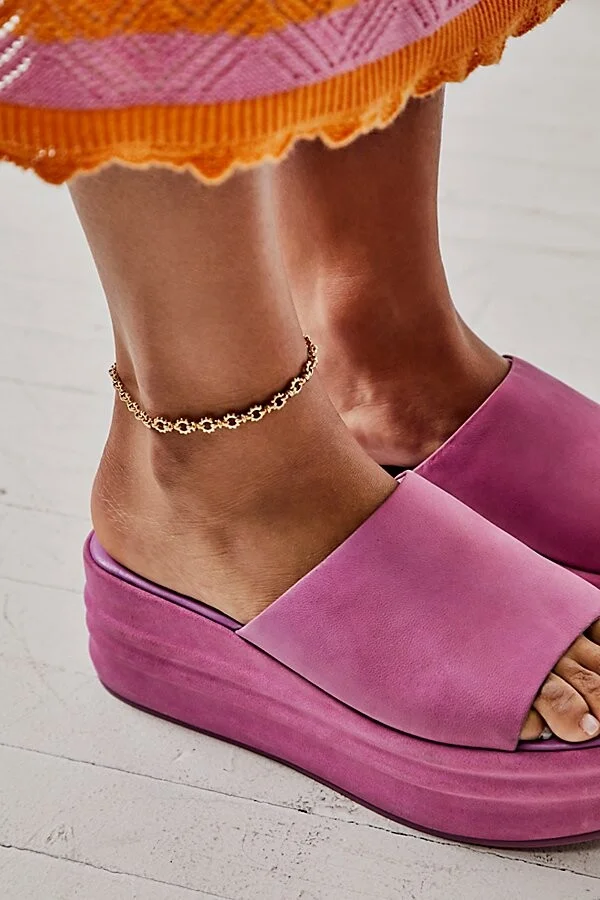Harbor Flatform Sandals - Image 2