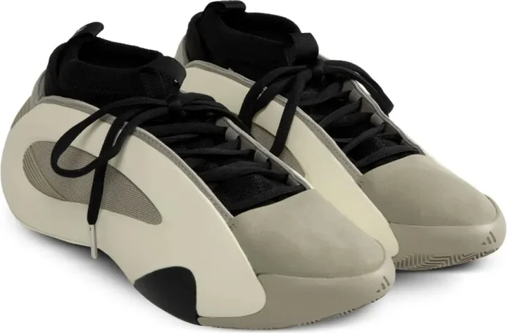 Harden Volume 8 trainers - Image 2