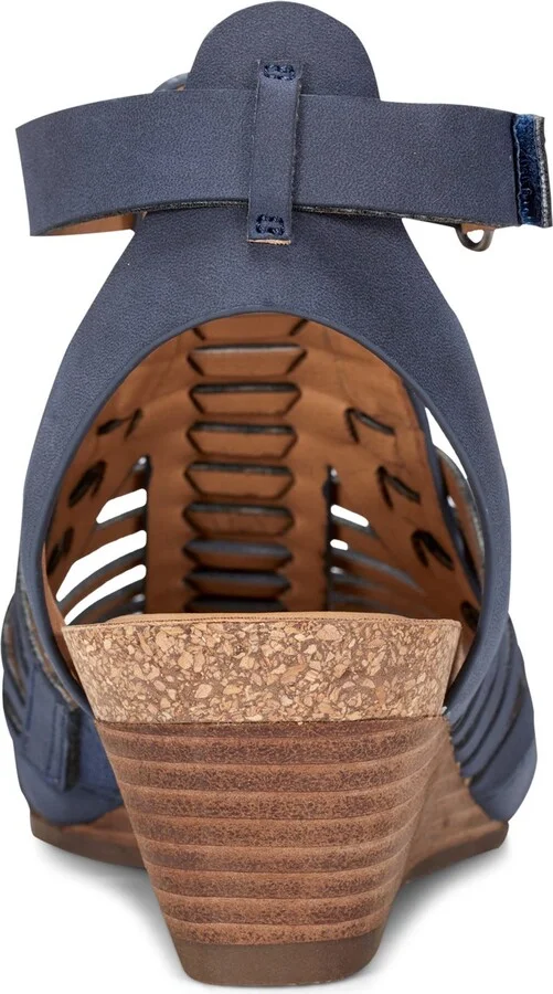 Hattie 3 Wedge Sandal - Image 5