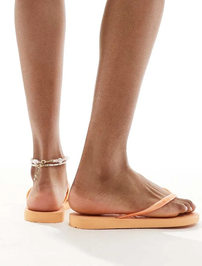 Havaianas slim flip flops in orange - Image 2